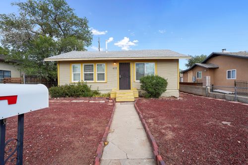 412 Harvard Dr Se, Albuquerque, NM, 87106-3591 | Card Image