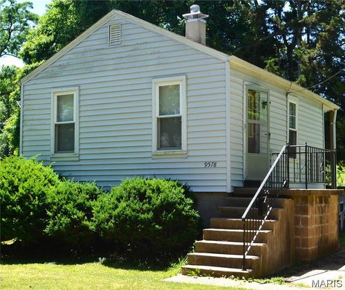 9578 Breckenridge Road, Breckenridge Hills, MO, 63114 | Card Image