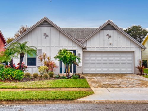 737 Pine Shores Cir, New Smyrna Beach, FL, 32168-6173 | Card Image