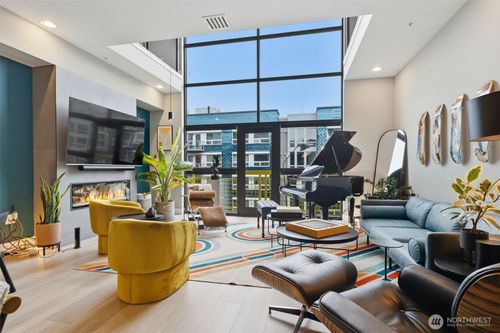 apt-402-615 E Pike St, Seattle, WA, 98122-3795 | Card Image