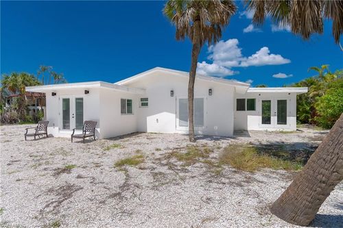 450 Birdsong Pl, SANIBEL, FL, 33957-4335 | Card Image