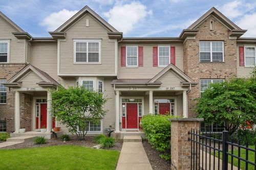 0N291 Ford Dr, Geneva, IL, 60134-6108 | Card Image
