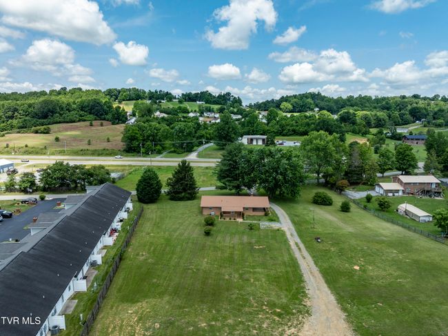 118 Hilbert Cir, House other with 3 bedrooms, 2 bathrooms and null parking in Jonesborough TN | Image 45