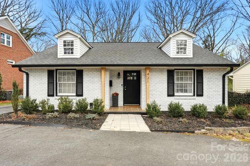 431 Lynn Ave, Winston-Salem, NC, 27104-4042 | Card Image