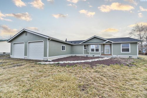 1202 Lincoln St, Colton, WA, 99113-9740 | Card Image