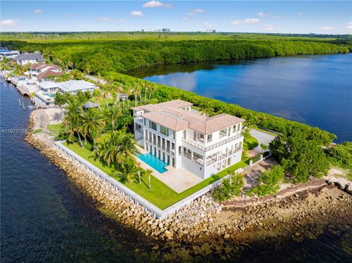 650 Lugo Ave, Coral Gables, FL, 33156-6367 | Card Image