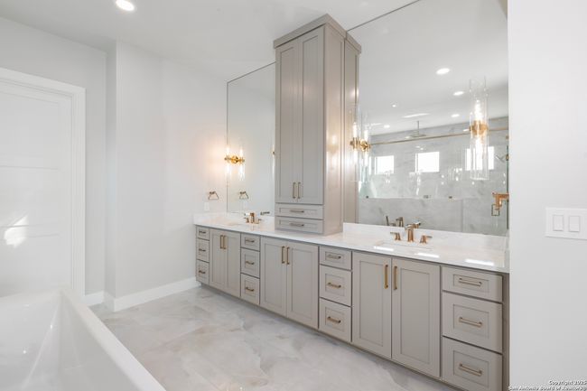 118 Obscure Way, House other with 4 bedrooms, 5 bathrooms and null parking in Spring Branch TX | Image 16