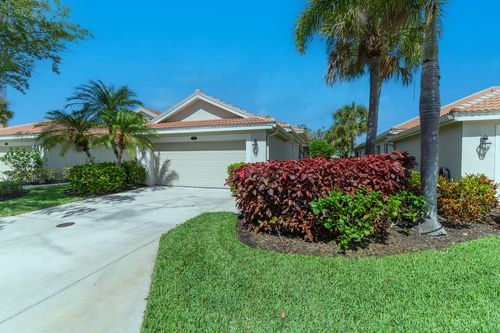 8417 Bent Creek Way, NAPLES, FL, 34114-9422 | Card Image