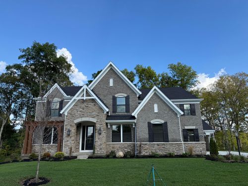 2551 Muirfield Dr, Beavercreek, OH, 45431-8556 | Card Image