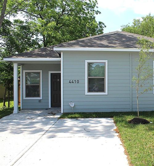 b-4410 Larkspur St, Houston, TX, 77051-2824 | Card Image