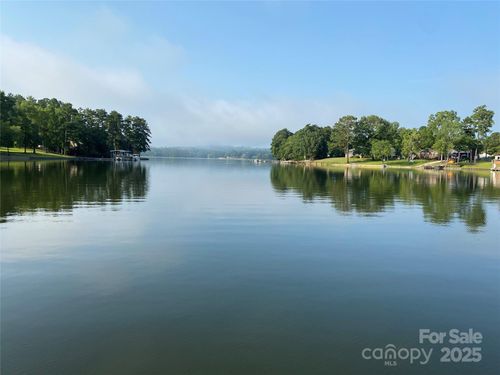 1805 Lakeshore Rd, Camden, SC, 29020-8237 | Card Image