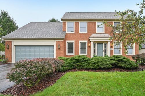 326 Olenview Cir W, Powell, OH, 43065-9392 | Card Image