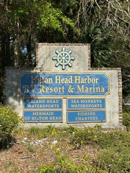 43 Jenkins Island Rd, Hilton Head Island, SC, 29926-1217 | Card Image
