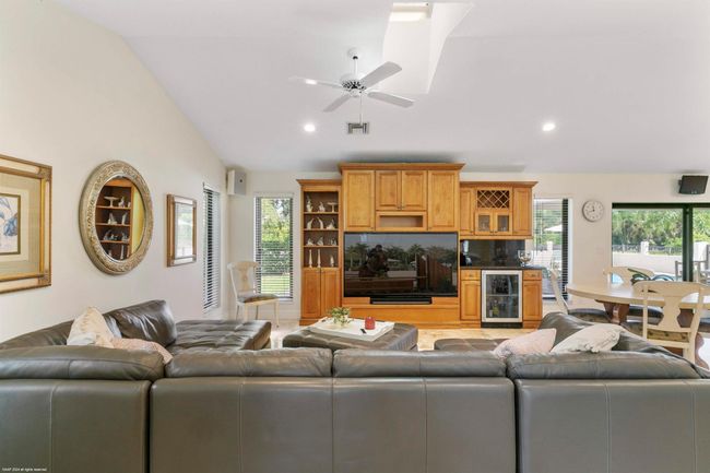 14965 Oatland Ct, House other with 5 bedrooms, 5 bathrooms and null parking in Wellington FL | Image 19