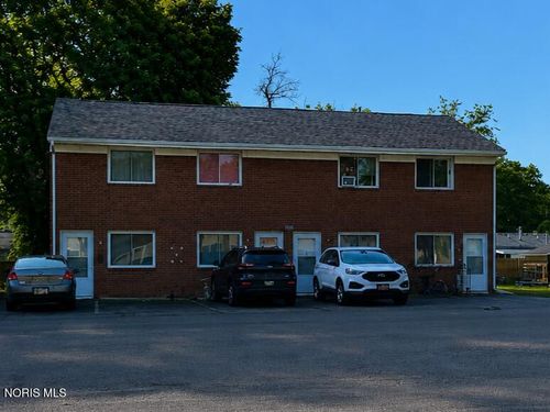 5664 Harschel Dr, Toledo, OH, 43623-1737 | Card Image