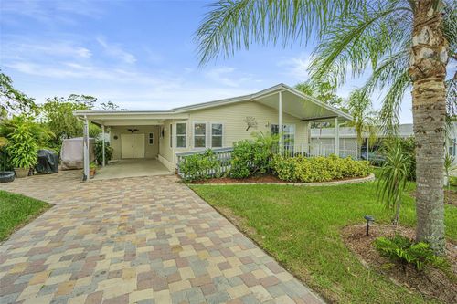37654 Neukom Ave, ZEPHYRHILLS, FL, 33541-9300 | Card Image