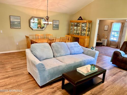 2752 Meadow Lake Dr, Toms River, NJ, 08755-2532 | Card Image