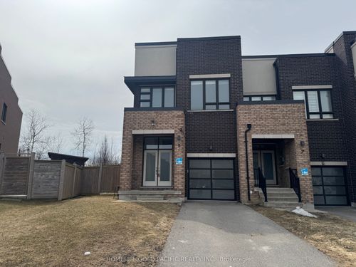 9 Dariole Drive, Richmond Hill, ON, L4E5B7 | Card Image