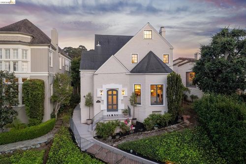 1165 Harvard Rd, Piedmont, CA, 94610-1156 | Card Image