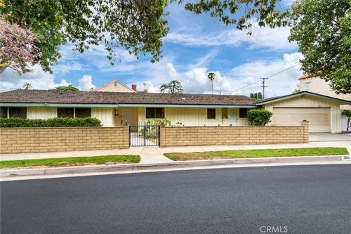580 Old Mill Rd, San Marino, CA, 91108-1652 | Card Image