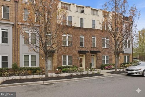 3420 11th St S, ARLINGTON, VA, 22204-2494 | Card Image