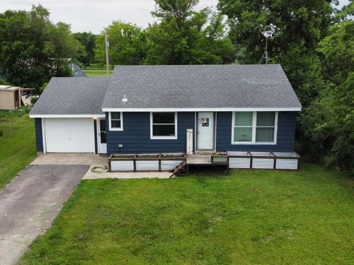 15729 232nd Ave Ne, Hawick, MN, 56273-7655 | Card Image