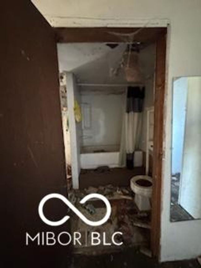 11960 S 600 W, House other with 3 bedrooms, 2 bathrooms and null parking in Fairmount IN | Image 7