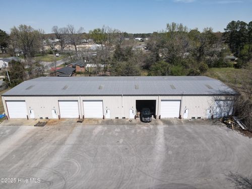 541 Havens St, Washington, NC, 27889-4648 | Card Image