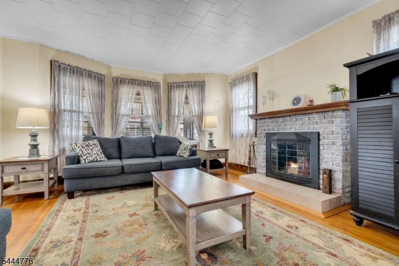 Residential in Roselle Park Boro 3
