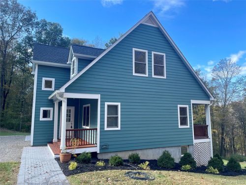 2130 Hunterbrook Rd, Yorktown Heights, NY, 10598-6253 | Card Image