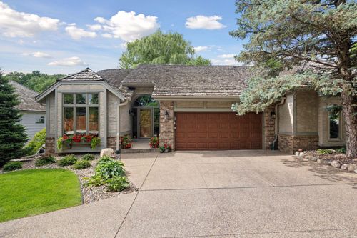 6545 Mccauley Trl W, Minneapolis, MN, 55439-1028 | Card Image