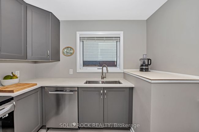 1229 Erindale Dr, House other with 4 bedrooms, 2 bathrooms and 3 parking in Ottawa ON | Image 11