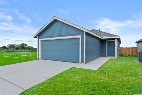 13112 Hancock Pool, Saint Hedwig, TX, 78152-0667 | Card Image