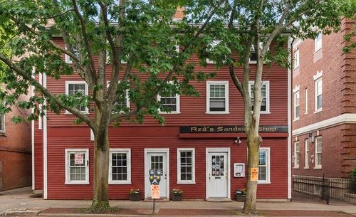 13 Central St, Salem, MA, 01970-3702 | Card Image