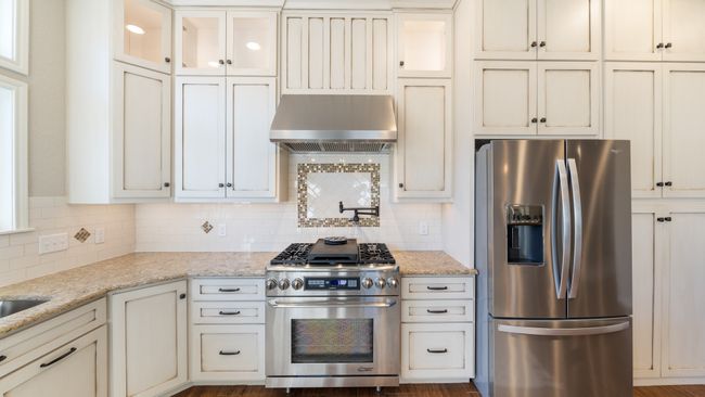 116 1 St Oak Dr, House other with 3 bedrooms, 2 bathrooms and null parking in Enchanted Oaks TX | Image 7
