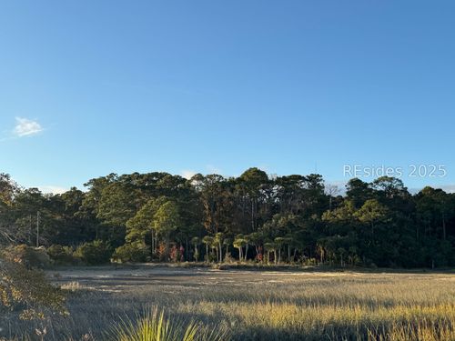 21 Pine Island Rd, Bluffton, SC, 29910-7212 | Card Image