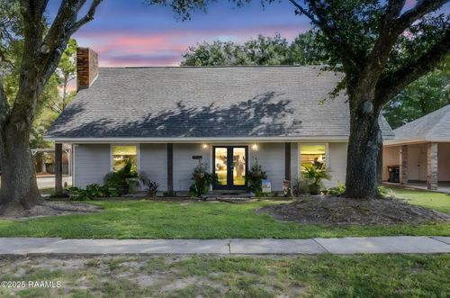 401 E Martial Ave, Lafayette, LA, 70508-6819 | Card Image