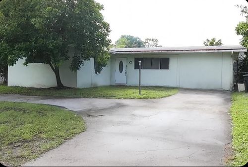 1239 Sw 29th Ter, Fort Lauderdale, FL, 33312-2820 | Card Image