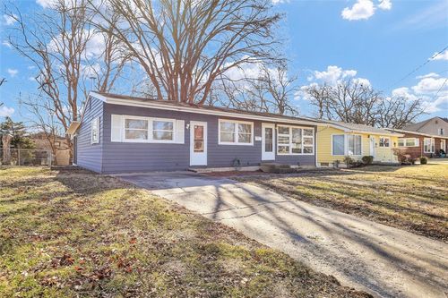 275 Wayside Ave, Decatur, IL, 62521-5312 | Card Image