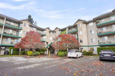 406 - 31771 Peardonville Rd, Condo with 2 bedrooms, 2 bathrooms and 1 parking in Abbotsford BC | Image 2