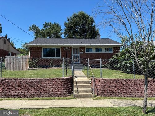 2212 Chapman Rd, HYATTSVILLE, MD, 20783-4907 | Card Image