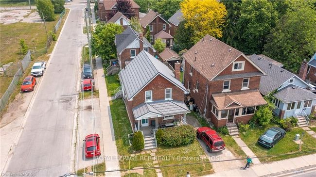 1095 2nd Ave W, House other with 3 bedrooms, 0 bathrooms and null parking in Owen Sound ON | Image 5