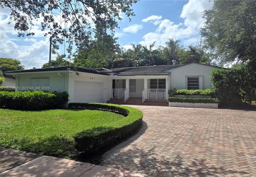 931 Placetas Ave, Coral Gables, FL, 33146-3434 | Card Image