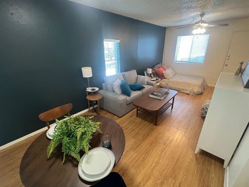 107-4209 Avenue B, Austin, TX, 78751-4234 | Card Image