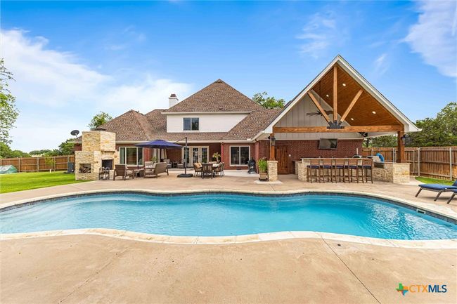 588 Austin Hines Dr, House other with 4 bedrooms, 3 bathrooms and null parking in China Spring TX | Image 24