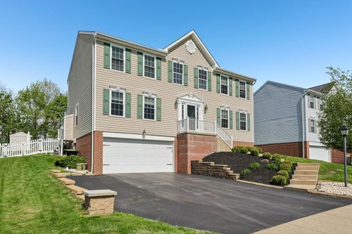 215 Cobblestone Dr, Pittsburgh, PA, 15237-1290 | Card Image