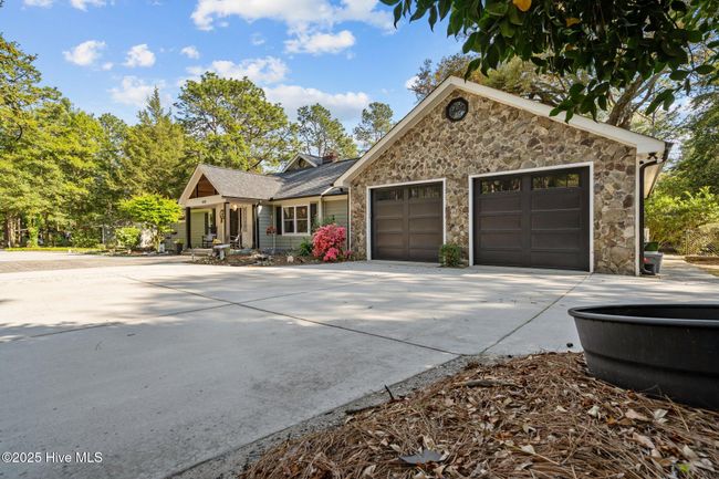 1610 Midland Rd, House other with 5 bedrooms, 5 bathrooms and 2 parking in Southern Pines NC | Image 27