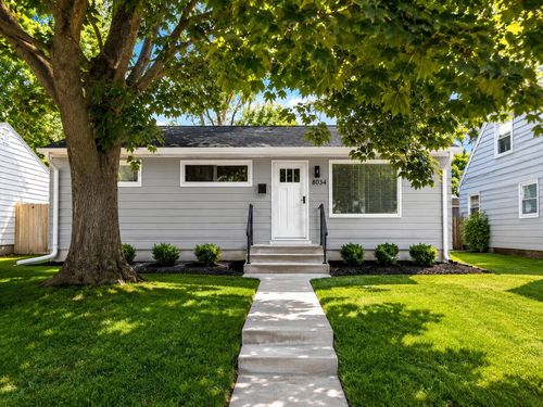 8034 W Grantosa Drive, Milwaukee, WI, 53218 | Card Image