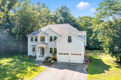 178 Willow St, Stoughton, MA, 02072-1029 | Card Image