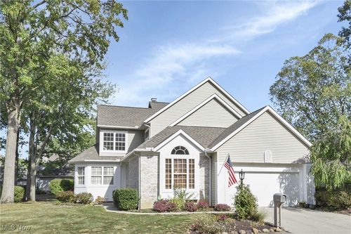 39-3769 Trenton Ct, Westlake, OH, 44145-6412 | Card Image